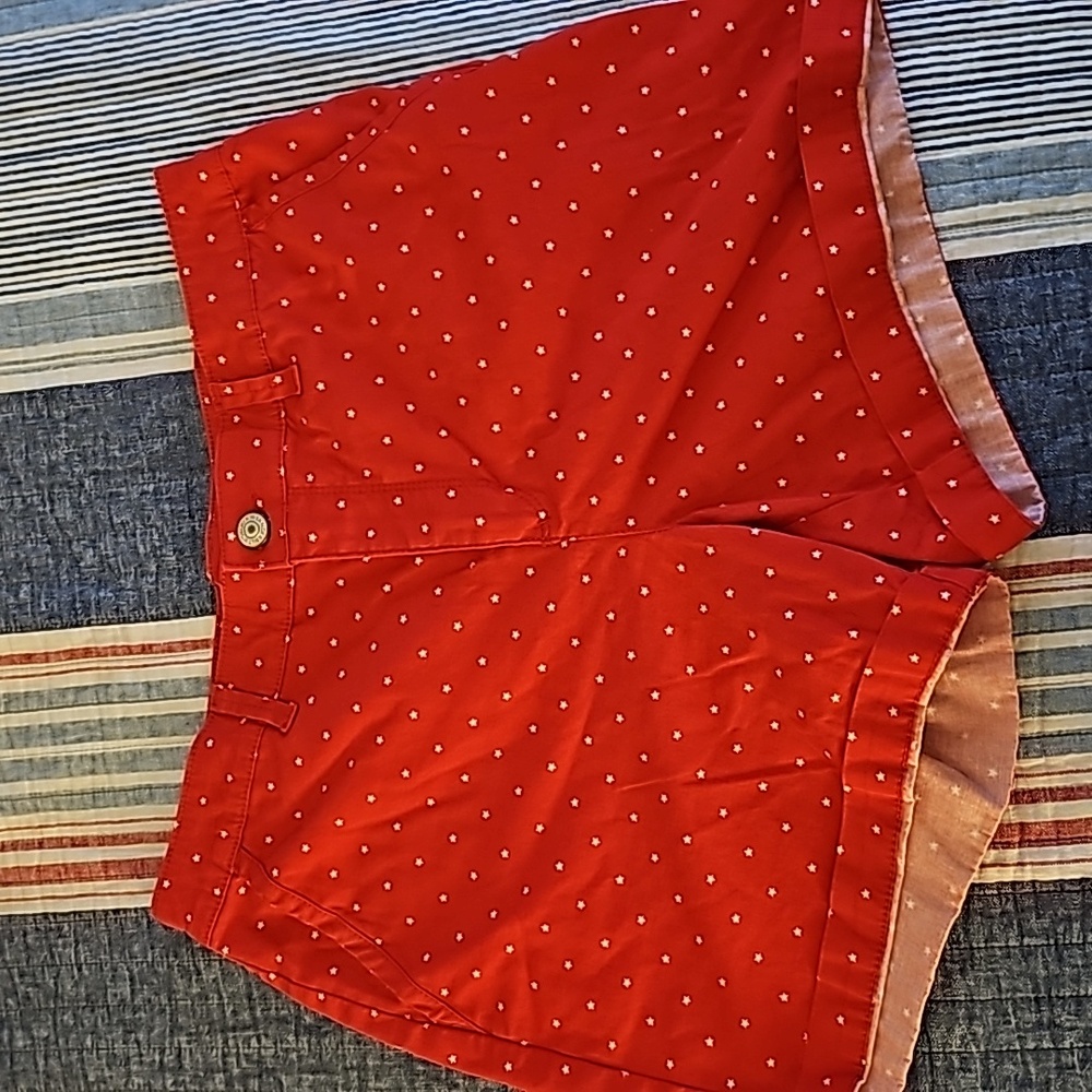 New Gloria Vanderbilt chino shorts bright red with white stars